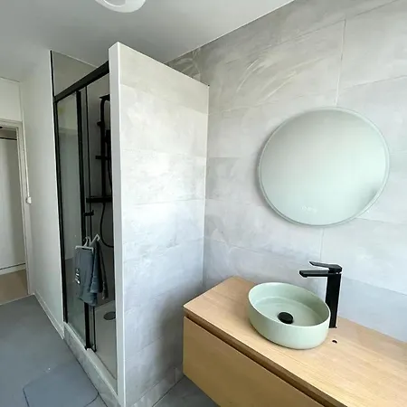 Premium Flat Located In The Heart Of